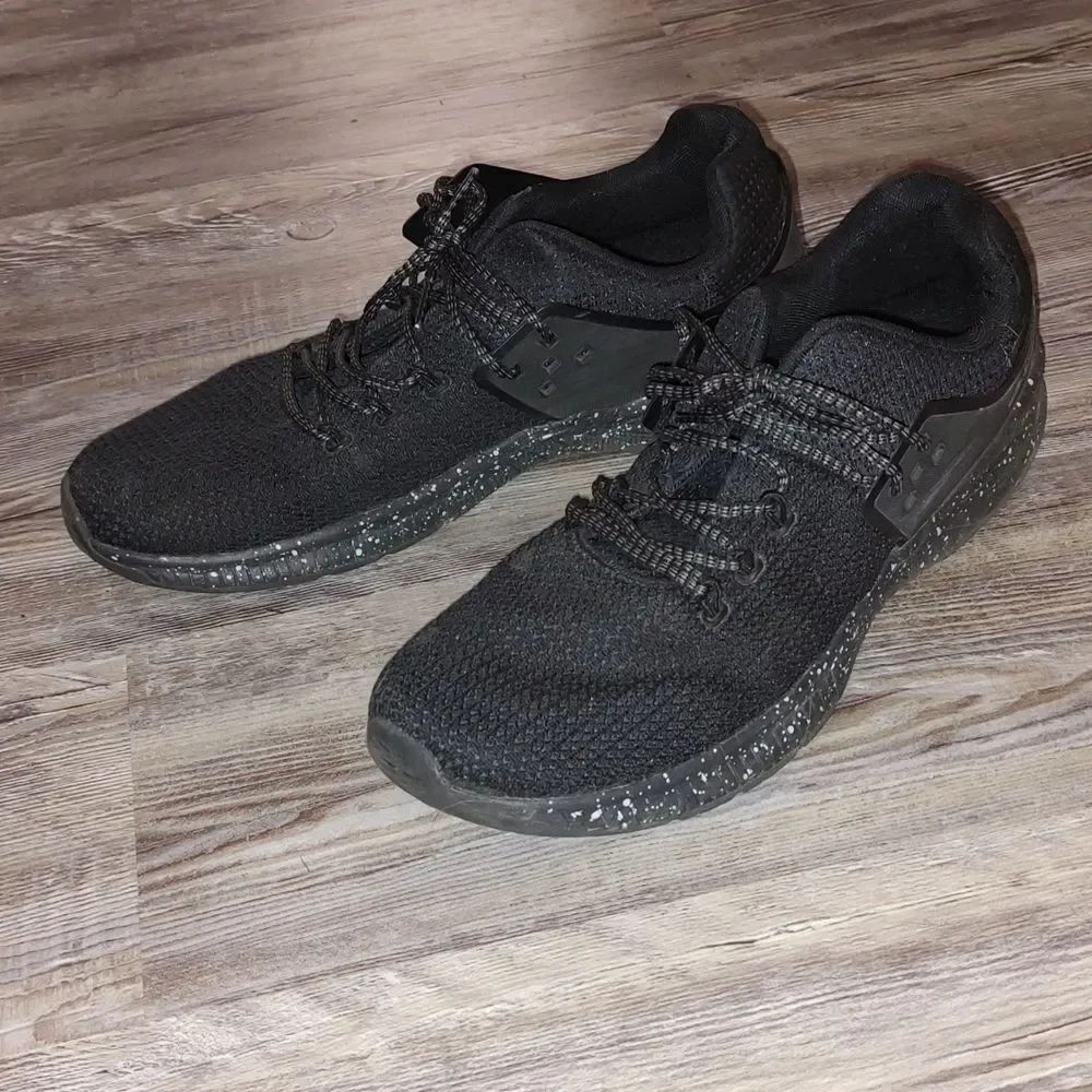 Avia black mens sneakers  Sz 13